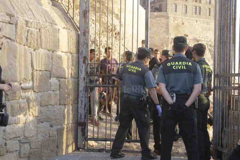 Desplegado un amplio dispositivo policial para localizar a posibles polizones