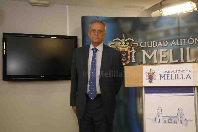 Calderón "la próxima legislatura será la de la eclosión de la movilidad en Melilla"