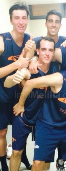 Baloncesto EBA: Siguen las renovaciones de los colegiales