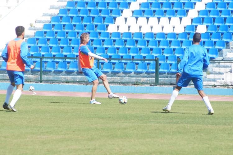 Unión Deportiva Melilla: Último entrenamiento antes de visitar al Marbella
