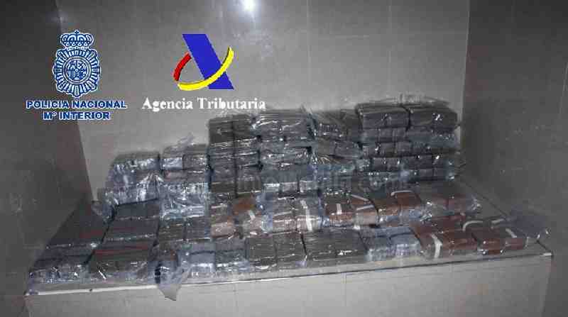 Detenido en Melilla el conductor de un camión que ocultaba 200 kilos de droga