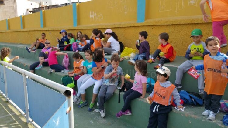 El sol protagoniza el inicio de los Campus de Semana Santa de la Fundación de la Federación Melillense de Fútbol