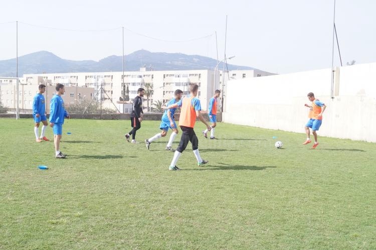 La U.D. Melilla retoma los entrenamientos con el C.P. Cacereño en el horizonte