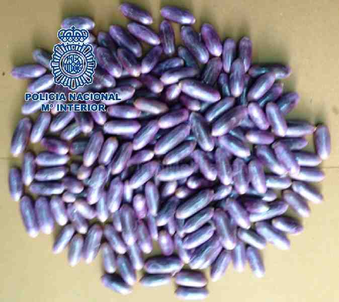 Detenido un joven marroquí cuando pretendía viajar a Málaga con 177 bellotas de hachís en el interior de su organismos
