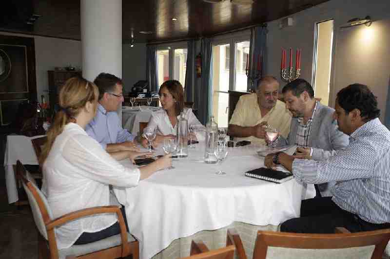 La segunda reunión de los partidos de la oposición termina sin acuerdos