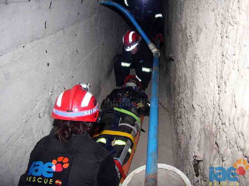 Los voluntarios de IAE de Melilla y Valencia llevan a cabo un simulacro de terremoto simultáneo en ambas ciudades