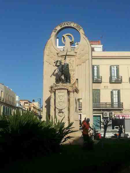 Comienzan las obras de remodelación de la Plaza Héroes de España, que supondrán un coste de casi 800.000 euros