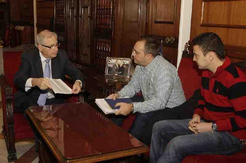 Guardias civiles defienden la legalidad del acuerdo de readmisión de inmigrantes