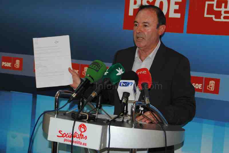 El PSOE desmiente a Melguizo sobre las contrataciones basura del INGESA y muestra contratos de 1 y 2 días