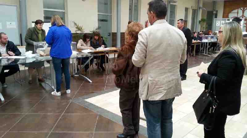 Todas las mesas se han constituido son problemas