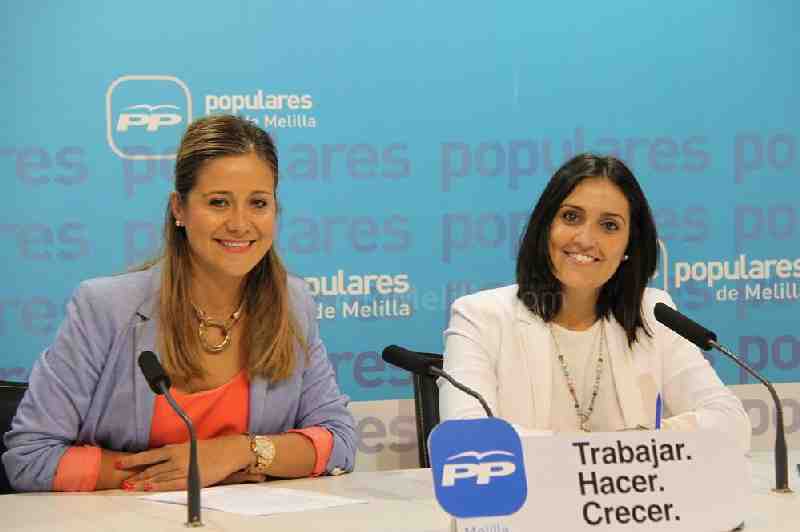 Beatriz Jurado junto a Sofía Acedo