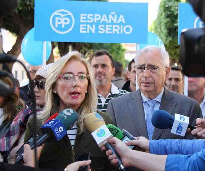 Dueñas, candidata al Congreso, junto a Imbroda, candidato al Senado