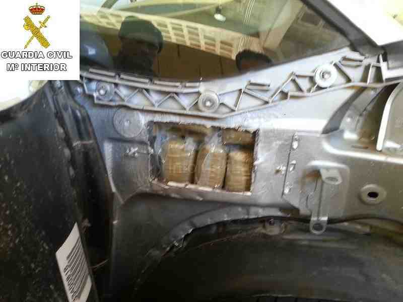 La Guardia Civil desmantela una red internacional dedicada al narcotráfico y que tenía su sede en Melilla