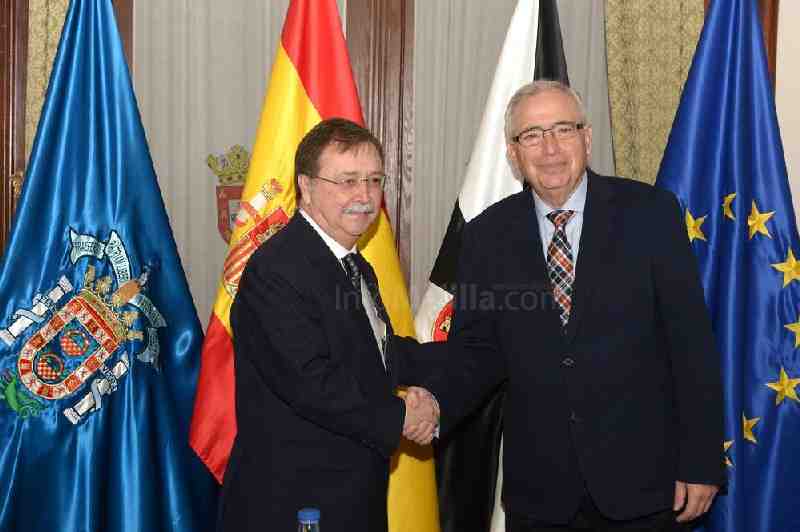 Ceuta y Melilla unifican criterios para tener "un futuro mejor" y hacer reclamaciones conjuntas al Estado