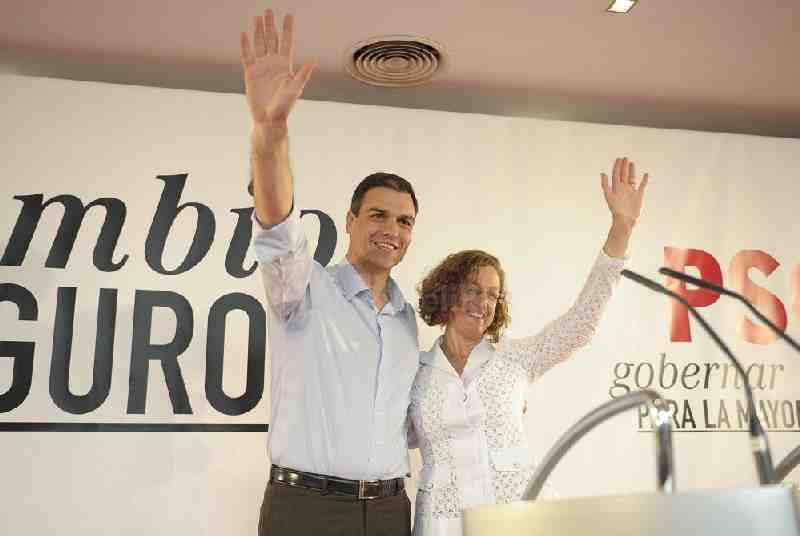 Gloria Rojas junto a Pedro Sánchez