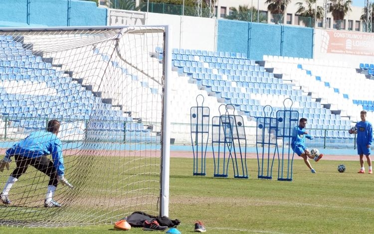 Unión Deportiva Melilla: Un viernes con más carga de trabajo del habitual