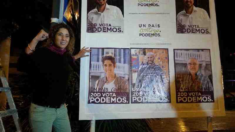 Melilla da inicio a una 'feroz' campaña electoral con la tradicional pegada de carteles