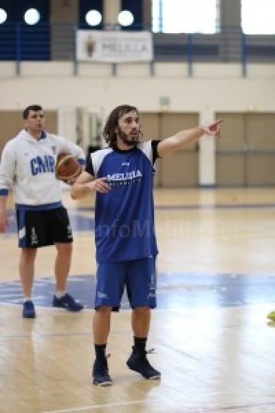 Pelayo Larraona (CB Melilla): "Con nuestro público somos más fuertes"