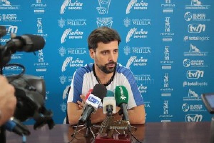 Alejandro Alcoba CB Melilla) : “El camino para frenar al Peñas es estar unidos en defensa"