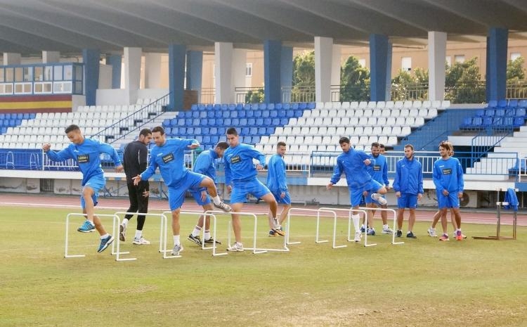 La magia, presente en el entrenamiento de la U.D. Melilla