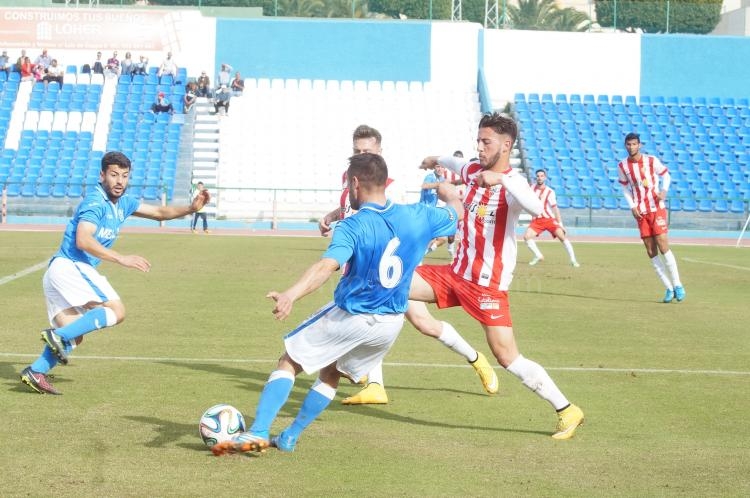 La U.D. Melilla sigue en racha (2-1)