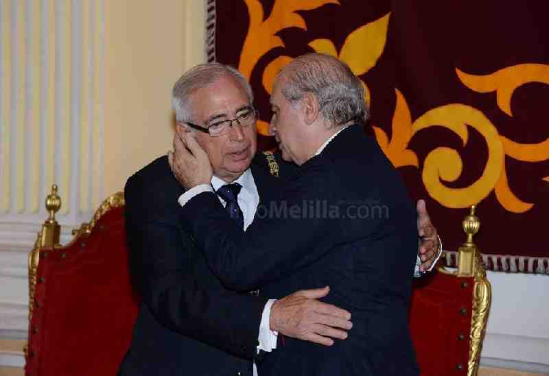 Imbroda toma posesión de su 5º mandato con la misma ilusión del principio y con el objetivo de seguir trabajando por el progreso de Melilla