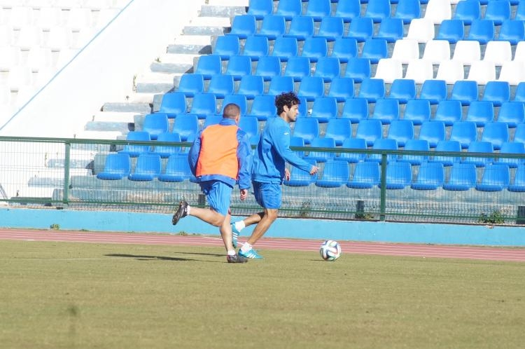 La U.D. Melilla sigue preparando el partido frente a La Roda C.F.