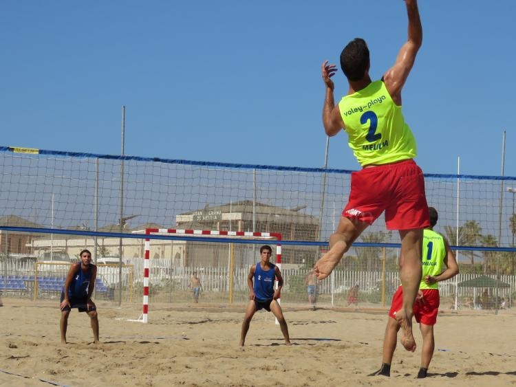 Voley Playa: Desplazamiento la Selección sub-19 hacia tierras murcianas