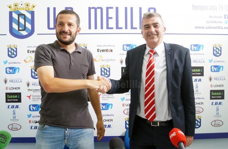 Fernando Currás seguirá dirigiendo a la U.D. Melilla