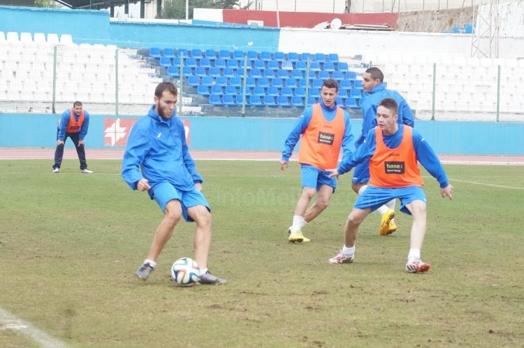 Unión Deportiva Melilla: Último entrenamiento antes del partido frente al C.F. Villanovense