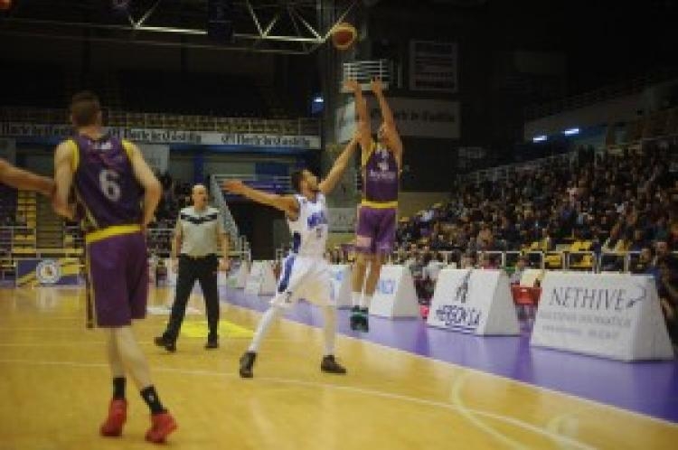 Melilla Baloncesto se desinfla en la segunda parte ante Mywigo Valladolid (72-63)