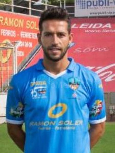 Jhonatan Álvarez "Chupe" vistiendo la camisola ilerdense
