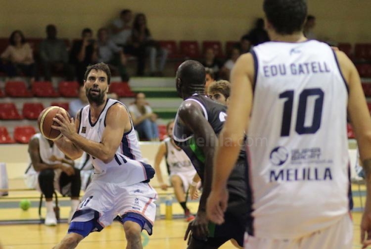 En el primer encuentro de la segunda gira, Melilla Baloncesto superado por Cáceres Patrimonio de la Humanidad (65-51)
