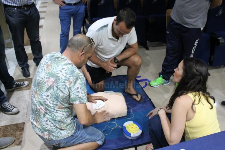 Una treintena de entrenadores y delegados actualizan sus conocimientos sobre primeros auxilios