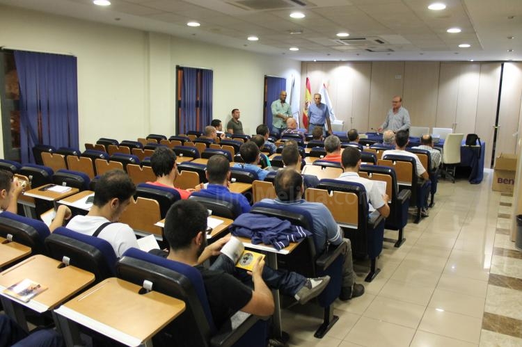 Entrenadores y árbitros, más unidos, tras la Mesa Redonda organizada por el Comité de Entrenadores