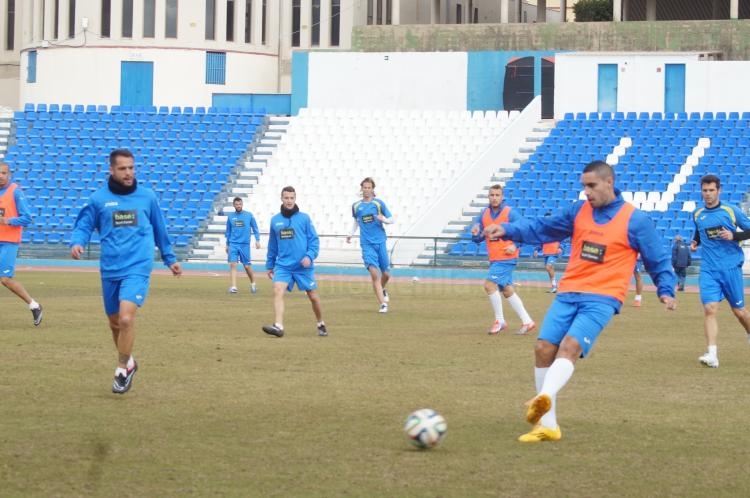 Unión Deportiva Melilla: Último entrenamiento antes de visitar al Lucena