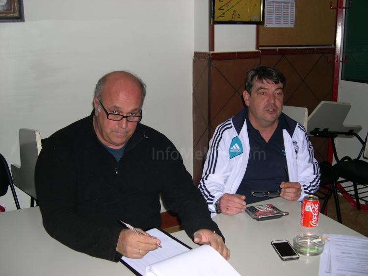Miembros dela Federación Melillense de Pesca y Casting