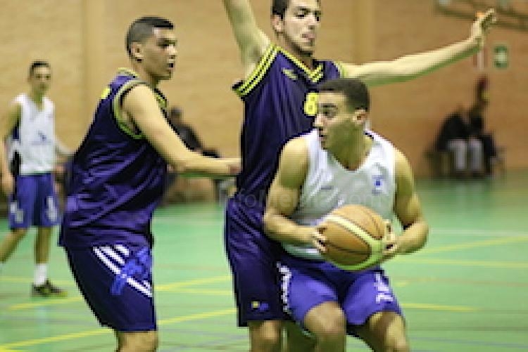 Melilla Baloncesto: En masculino, infantil y junior, se colocan en la final haciéndose con el liderato
