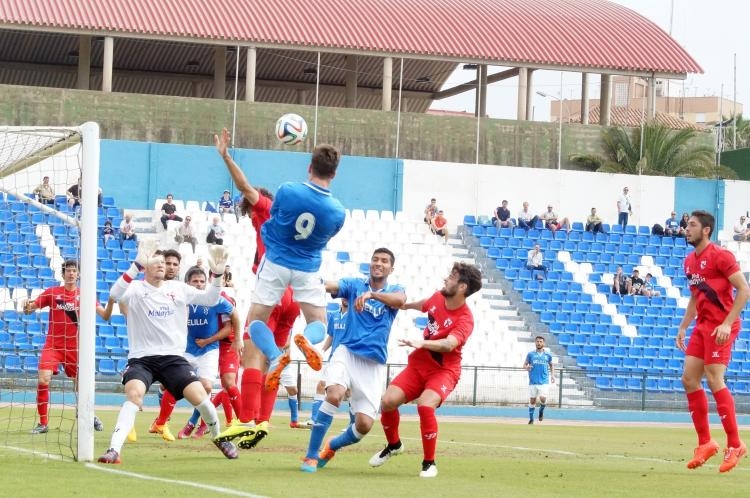 La U.D. Melilla se despide de su afición con un empate (0-0) y de paso le dice adios a la liguilla
