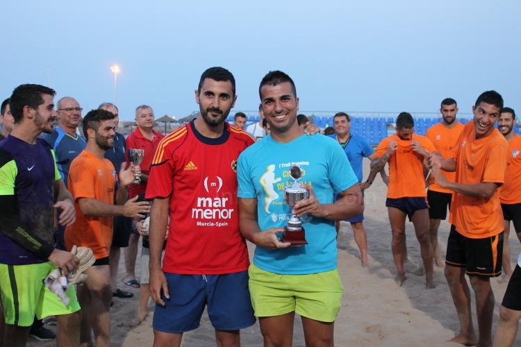 Los Campeonatos Autonómicos de Fútbol Playa dejan una media de 9,76 goles por partido
