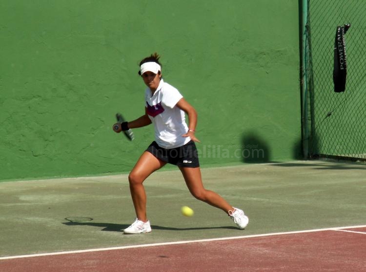 XII Internacional de Tenis Femenino Ciudad de Melilla: Tenis Profesional de gran nivel e intensidad en la primera ronda