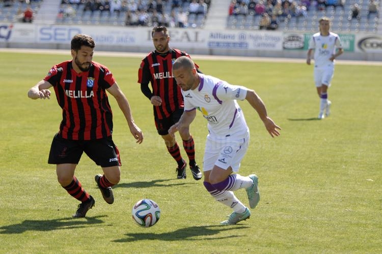 La Unión Deportiva pierde en su visita a Jaén por 3-2 en un partido con una primera parte con cuatro goles