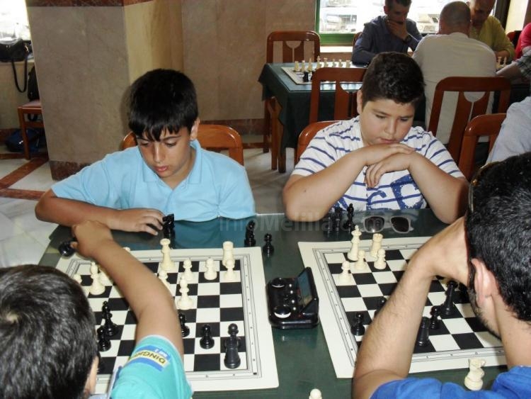Ajedrez: En los salones del Casino Militar, se ha celebrado, el Torneo Cívico Militar "Difas 2015"