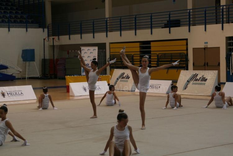 Gimnasia Rítmica: La Federación Melillense de Gimnasia ha celebrado su tradicional festival de navidad