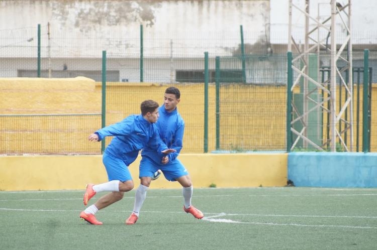 La U.D. Melilla sigue preparando el partido del domingo
