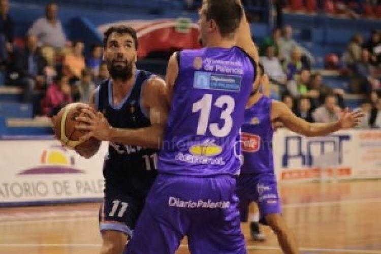 ¿Que le pasa a Melilla Baloncesto? Remontada sin premio ante el Quesos Cerrato (69-65)