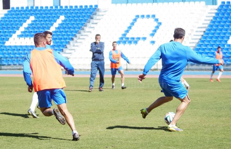 Unión Deportiva Melilla: Último entrenamiento antes de visitar al Marbella