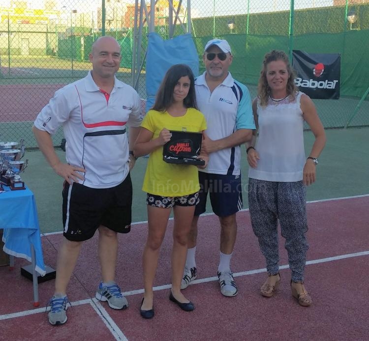 Excelente ambiente deportivo en el Final de Curso de la Escuela de Tenis de la Federación