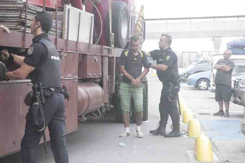 Las primeras horas de la Operación Feriante se saldan con la localización de 52 inmigrantes ocultos en atracciones de feria