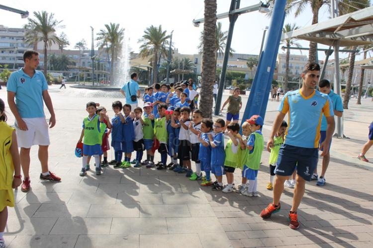 La actividad deportiva ‘El juego en la calle’, todo un éxito